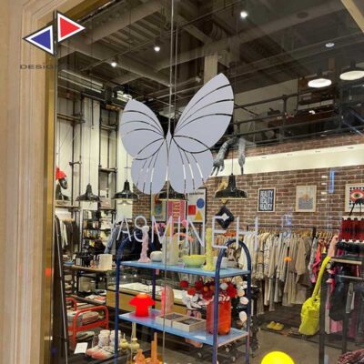 چاپ استیکر تبلیغاتی روی شیشه مغازه